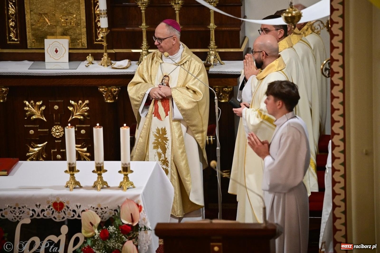 Zdjęcie w galerii na portalu naszraciborz.pl: Parafia Owsiszcze świętuje 100-lecie konsekracji kościoła wiadomości z regionu