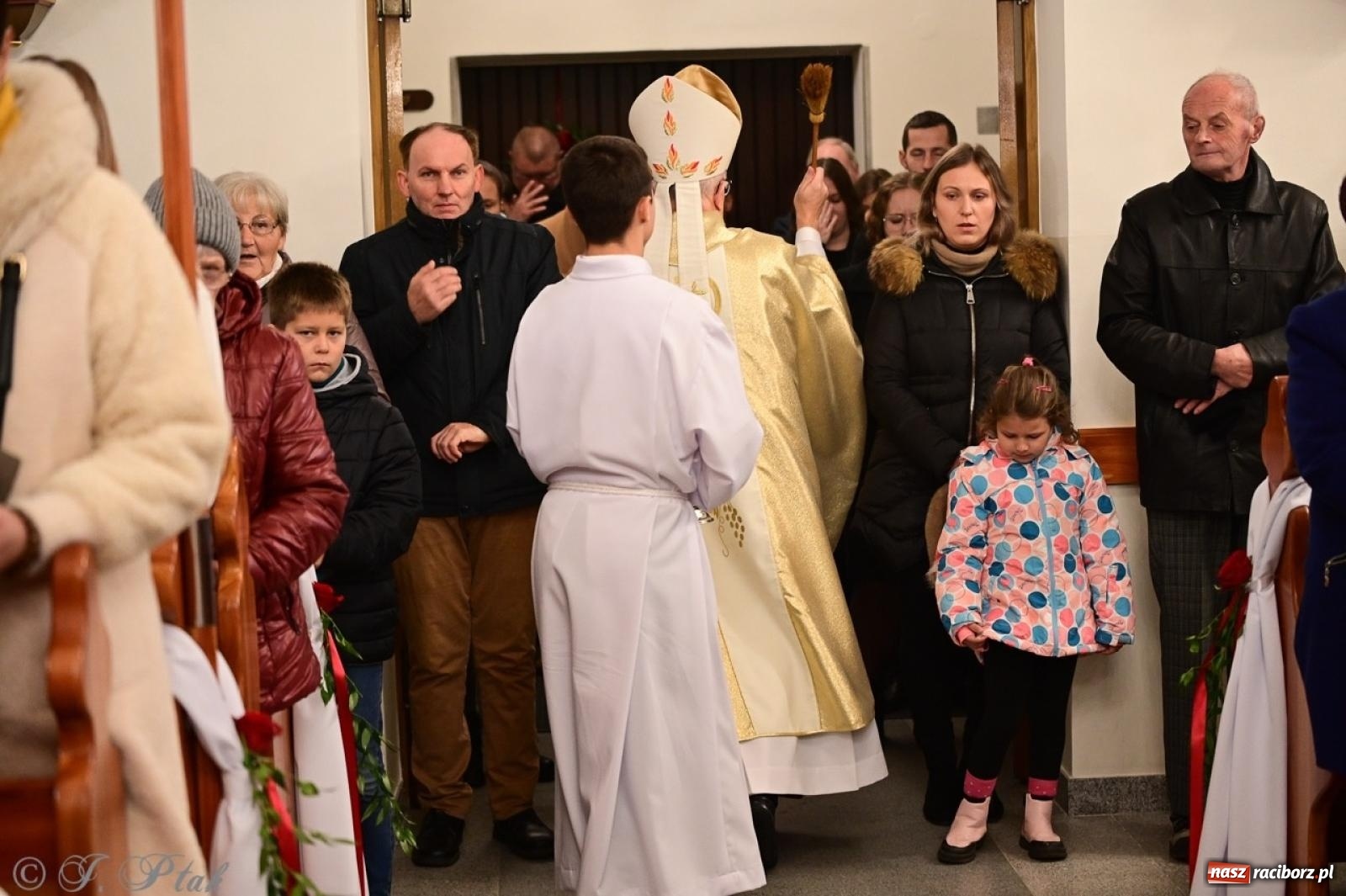 Zdjęcie w galerii na portalu naszraciborz.pl: Parafia Owsiszcze świętuje 100-lecie konsekracji kościoła wiadomości z regionu