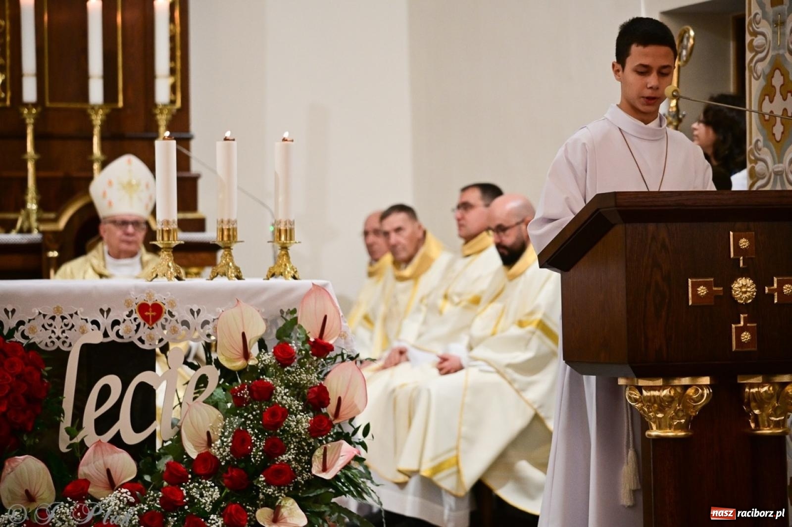 Zdjęcie w galerii na portalu naszraciborz.pl: Parafia Owsiszcze świętuje 100-lecie konsekracji kościoła wiadomości z regionu