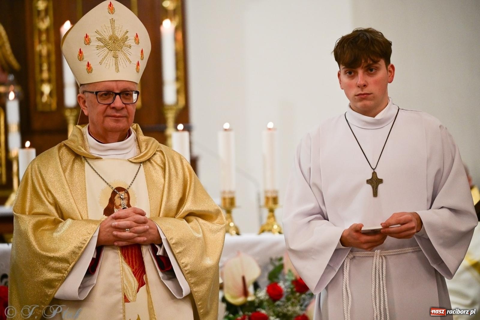 Zdjęcie w galerii na portalu naszraciborz.pl: Parafia Owsiszcze świętuje 100-lecie konsekracji kościoła wiadomości z regionu