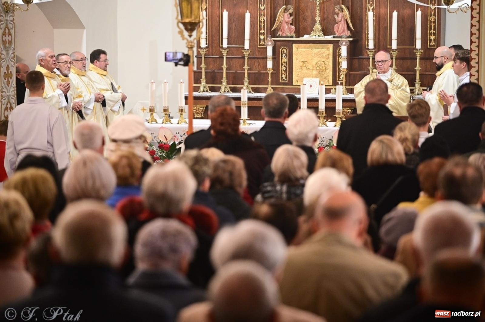 Zdjęcie w galerii na portalu naszraciborz.pl: Parafia Owsiszcze świętuje 100-lecie konsekracji kościoła wiadomości z regionu