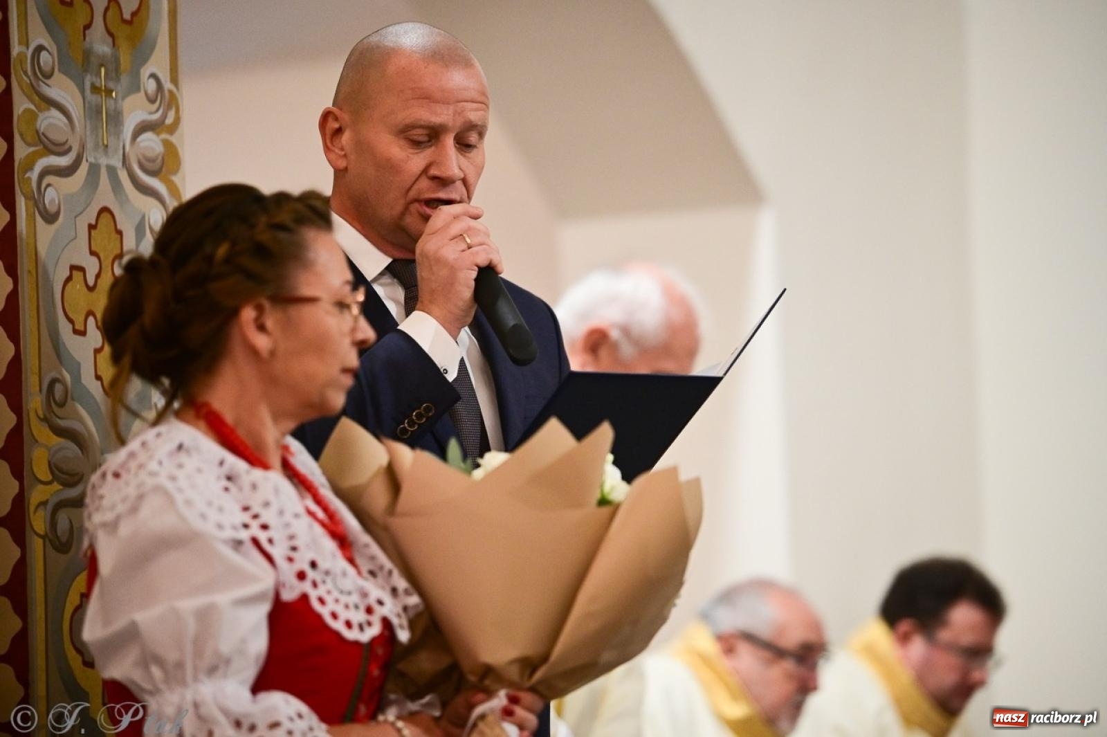 Zdjęcie w galerii na portalu naszraciborz.pl: Parafia Owsiszcze świętuje 100-lecie konsekracji kościoła wiadomości z regionu