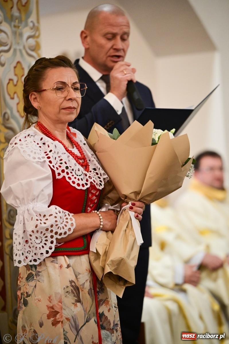 Zdjęcie w galerii na portalu naszraciborz.pl: Parafia Owsiszcze świętuje 100-lecie konsekracji kościoła wiadomości z regionu