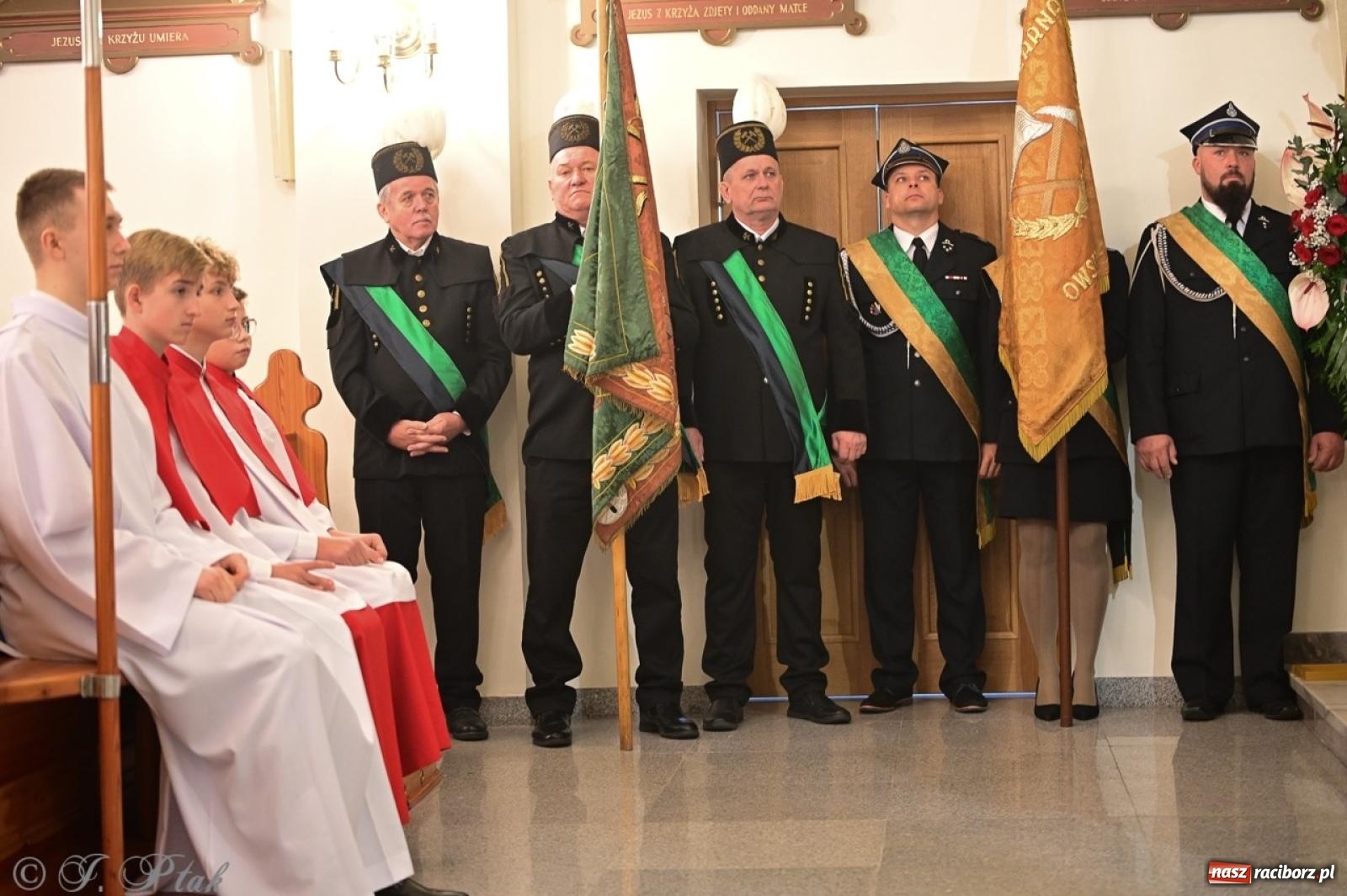 Zdjęcie w galerii na portalu naszraciborz.pl: Parafia Owsiszcze świętuje 100-lecie konsekracji kościoła wiadomości z regionu