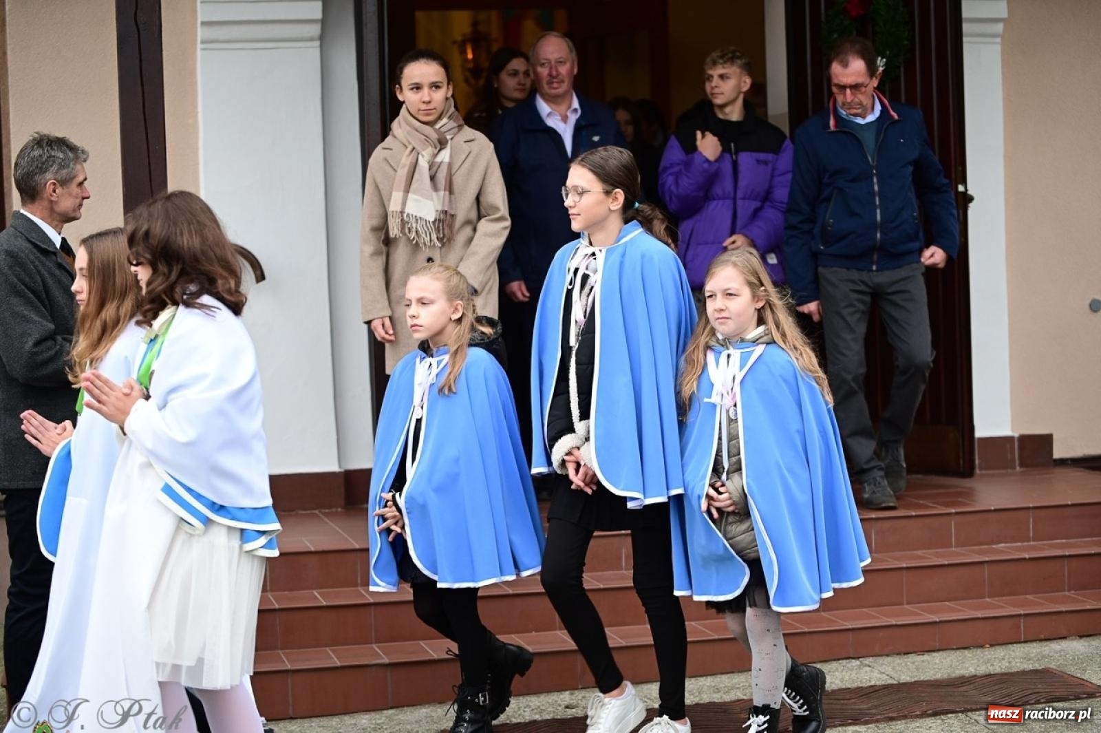 Zdjęcie w galerii na portalu naszraciborz.pl: Parafia Owsiszcze świętuje 100-lecie konsekracji kościoła wiadomości z regionu