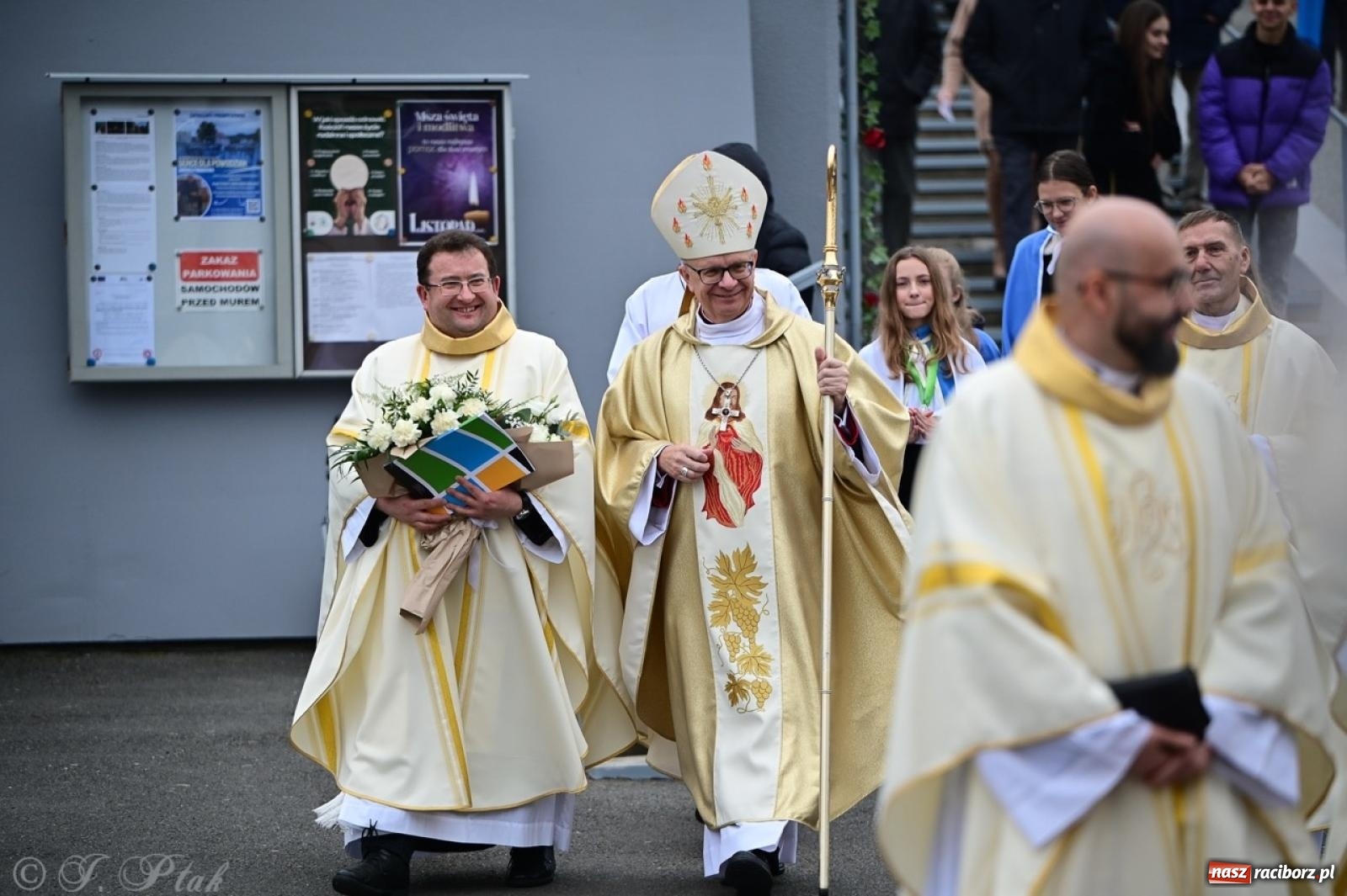 Zdjęcie w galerii na portalu naszraciborz.pl: Parafia Owsiszcze świętuje 100-lecie konsekracji kościoła wiadomości z regionu