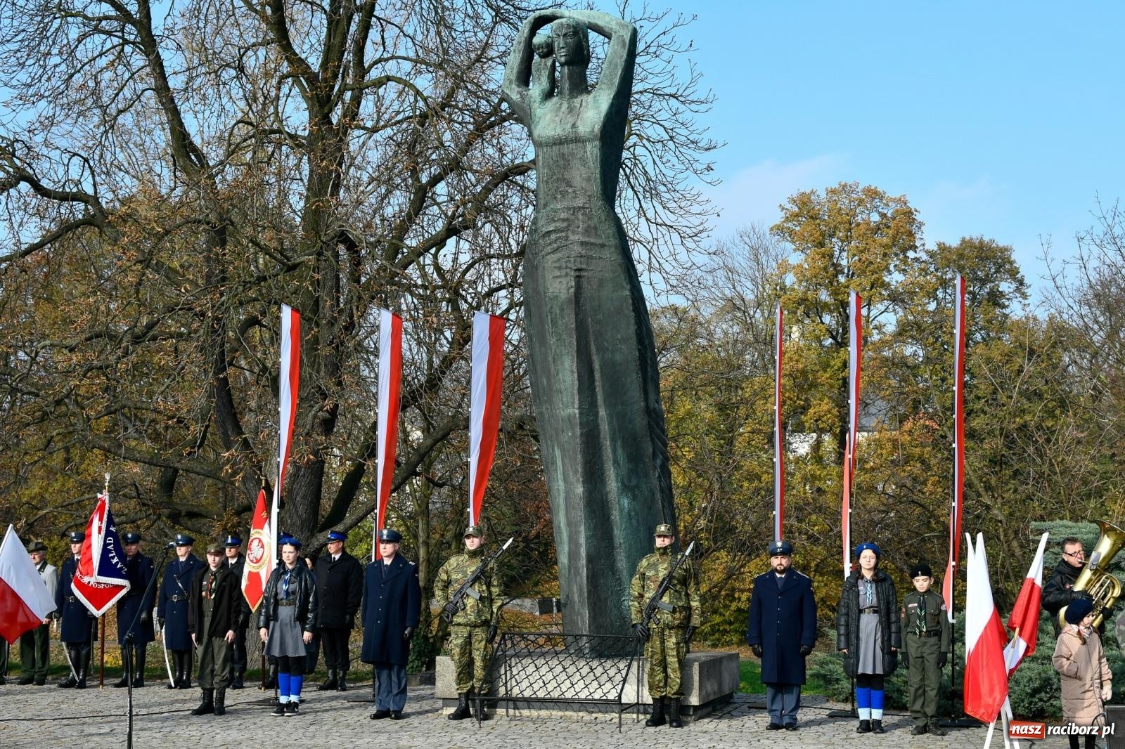 Zdjęcie w galerii na portalu naszraciborz.pl: Miejskie uroczystości z okazji Narodowego Święta Niepodległości [FOTO i WIDEO] wiadomości z regionu