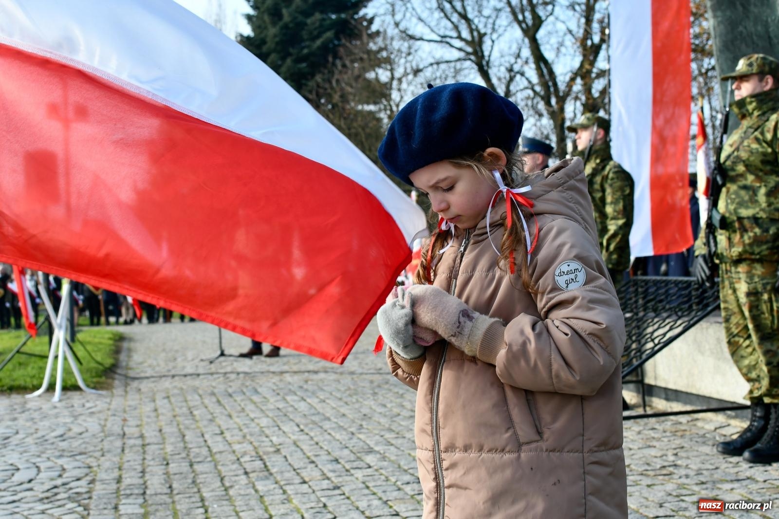 Zdjęcie w galerii na portalu naszraciborz.pl: Miejskie uroczystości z okazji Narodowego Święta Niepodległości [FOTO i WIDEO] wiadomości z regionu