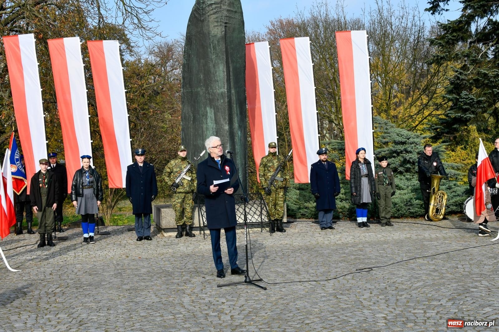 Zdjęcie w galerii na portalu naszraciborz.pl: Miejskie uroczystości z okazji Narodowego Święta Niepodległości [FOTO i WIDEO] wiadomości z regionu