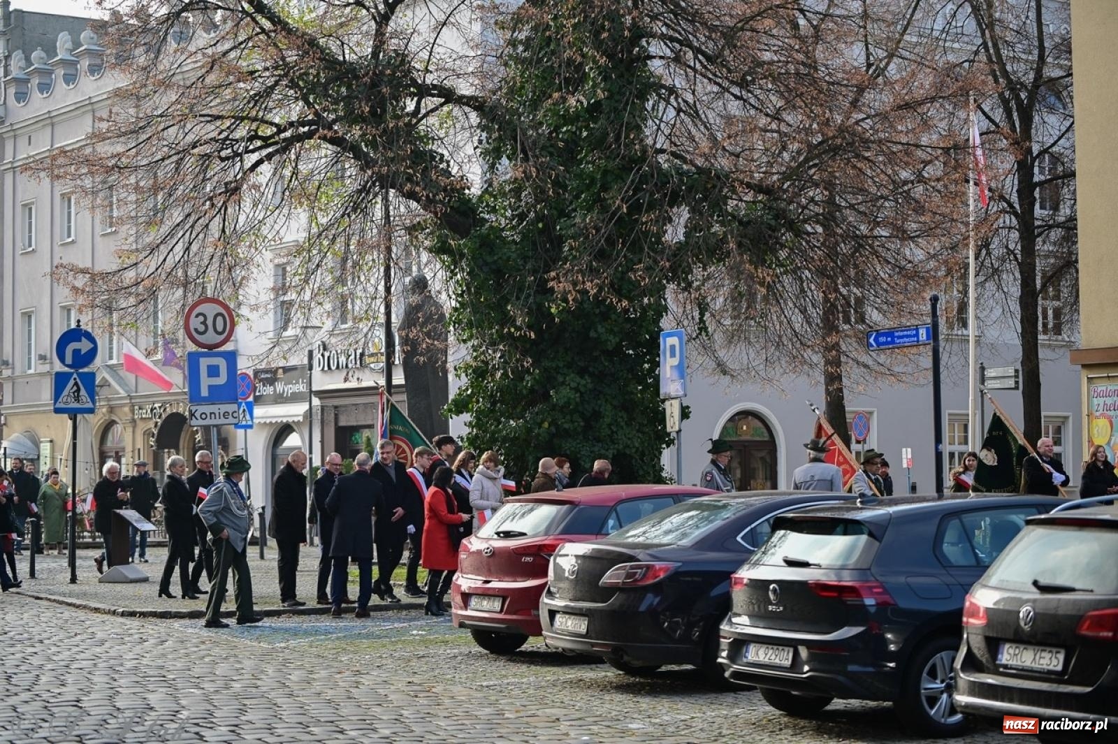 Zdjęcie w galerii na portalu naszraciborz.pl: Miejskie uroczystości z okazji Narodowego Święta Niepodległości [FOTO i WIDEO] wiadomości z regionu