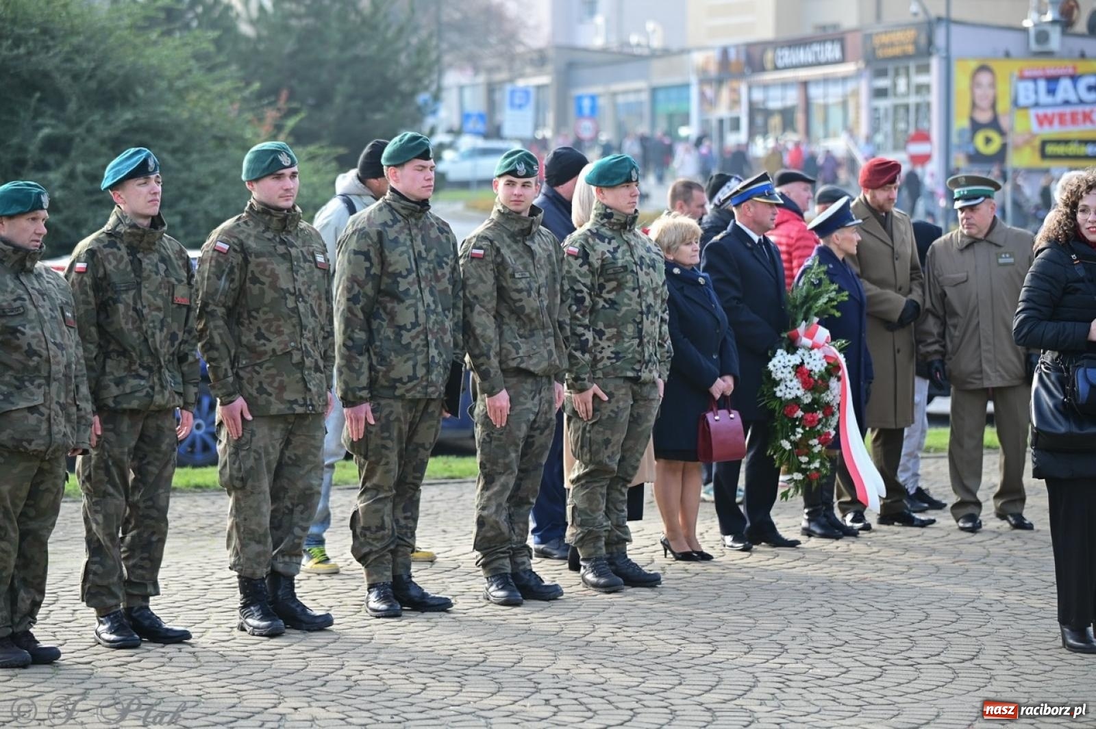 Zdjęcie w galerii na portalu naszraciborz.pl: Miejskie uroczystości z okazji Narodowego Święta Niepodległości [FOTO i WIDEO] wiadomości z regionu