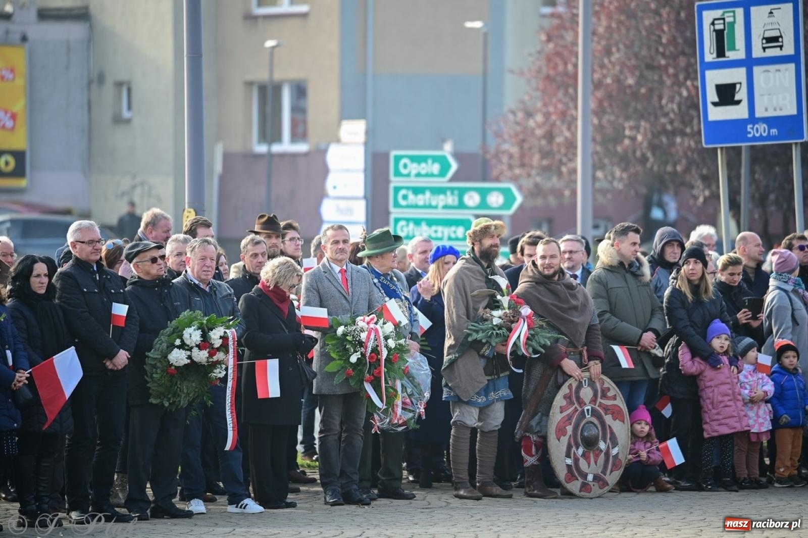 Zdjęcie w galerii na portalu naszraciborz.pl: Miejskie uroczystości z okazji Narodowego Święta Niepodległości [FOTO i WIDEO] wiadomości z regionu