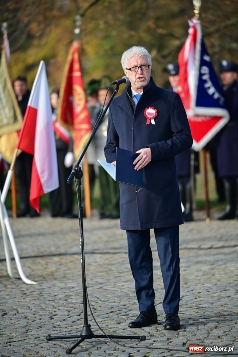 Zdjęcie w galerii na portalu naszraciborz.pl: Miejskie uroczystości z okazji Narodowego Święta Niepodległości [FOTO i WIDEO] wiadomości z regionu