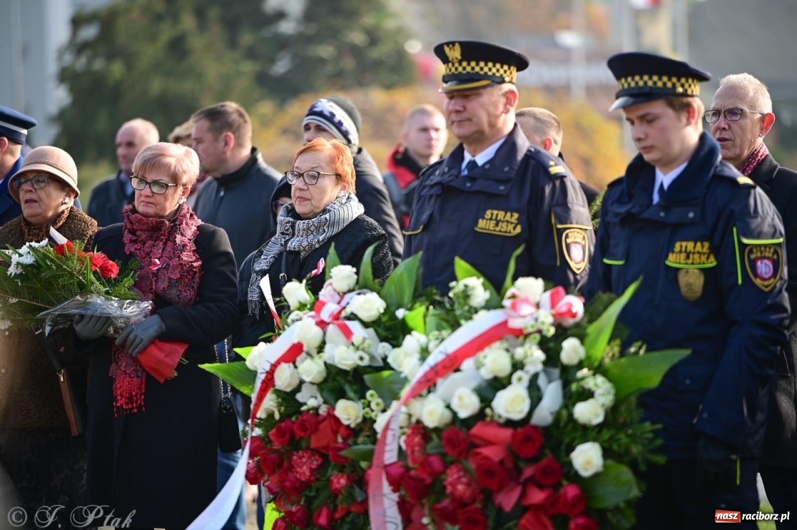 Zdjęcie w galerii na portalu naszraciborz.pl: Miejskie uroczystości z okazji Narodowego Święta Niepodległości [FOTO i WIDEO] wiadomości z regionu