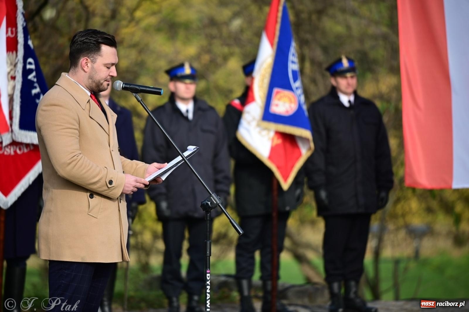Zdjęcie w galerii na portalu naszraciborz.pl: Miejskie uroczystości z okazji Narodowego Święta Niepodległości [FOTO i WIDEO] wiadomości z regionu