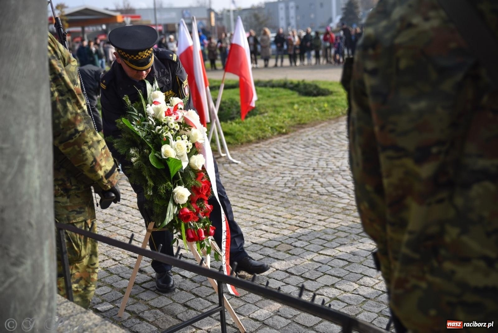 Zdjęcie w galerii na portalu naszraciborz.pl: Miejskie uroczystości z okazji Narodowego Święta Niepodległości [FOTO i WIDEO] wiadomości z regionu