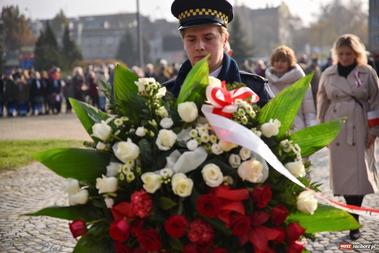 Zdjęcie w galerii na portalu naszraciborz.pl: Miejskie uroczystości z okazji Narodowego Święta Niepodległości [FOTO i WIDEO] wiadomości z regionu