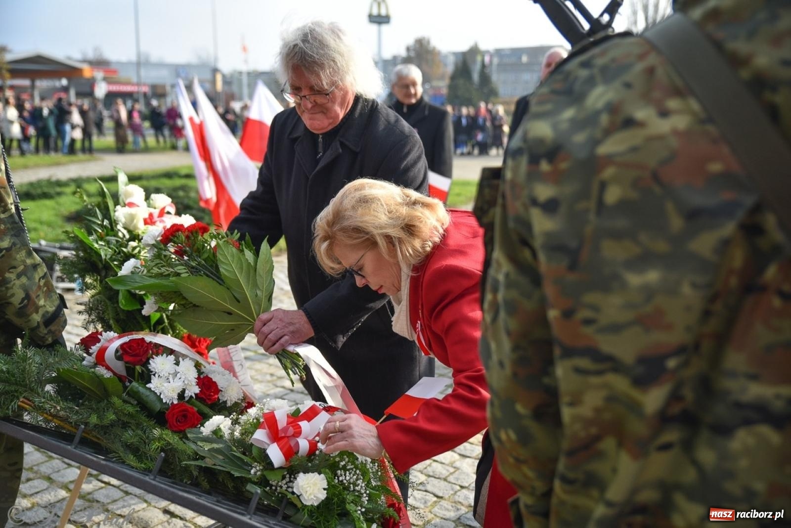 Zdjęcie w galerii na portalu naszraciborz.pl: Miejskie uroczystości z okazji Narodowego Święta Niepodległości [FOTO i WIDEO] wiadomości z regionu