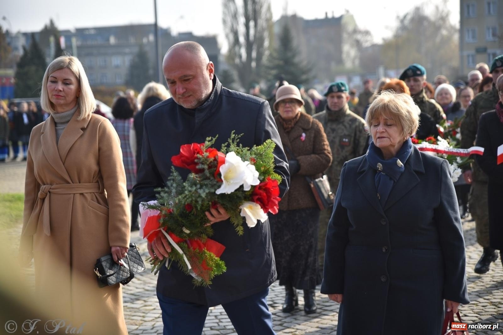 Zdjęcie w galerii na portalu naszraciborz.pl: Miejskie uroczystości z okazji Narodowego Święta Niepodległości [FOTO i WIDEO] wiadomości z regionu