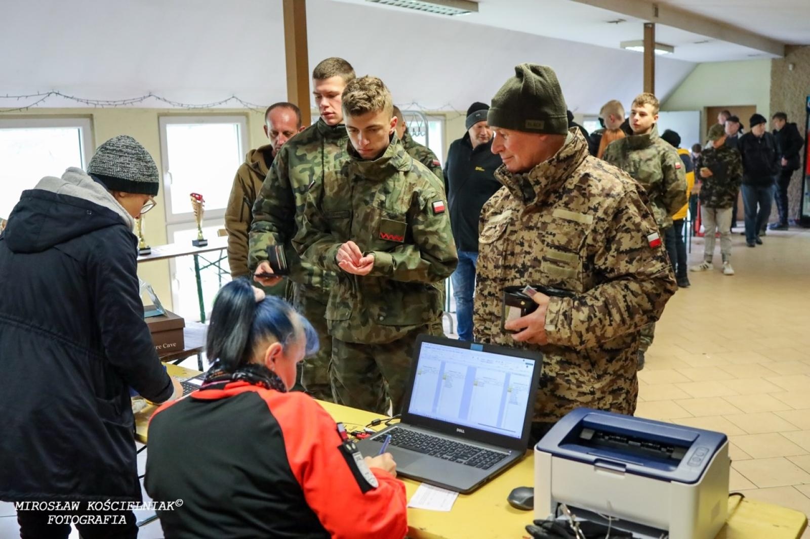 Zdjęcie w galerii na portalu naszraciborz.pl: Turniej strzelecki 11-11-11 o Puchar Prezydenta Miasta Raciborza wiadomości z regionu