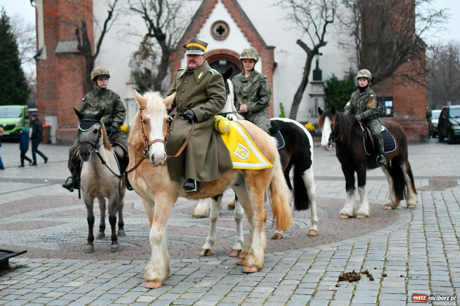 Zdjęcie w galerii na portalu naszraciborz.pl: Piknik Niepodległa na raciborskim rynku zgromadził tłumy mieszkańców wiadomości z regionu