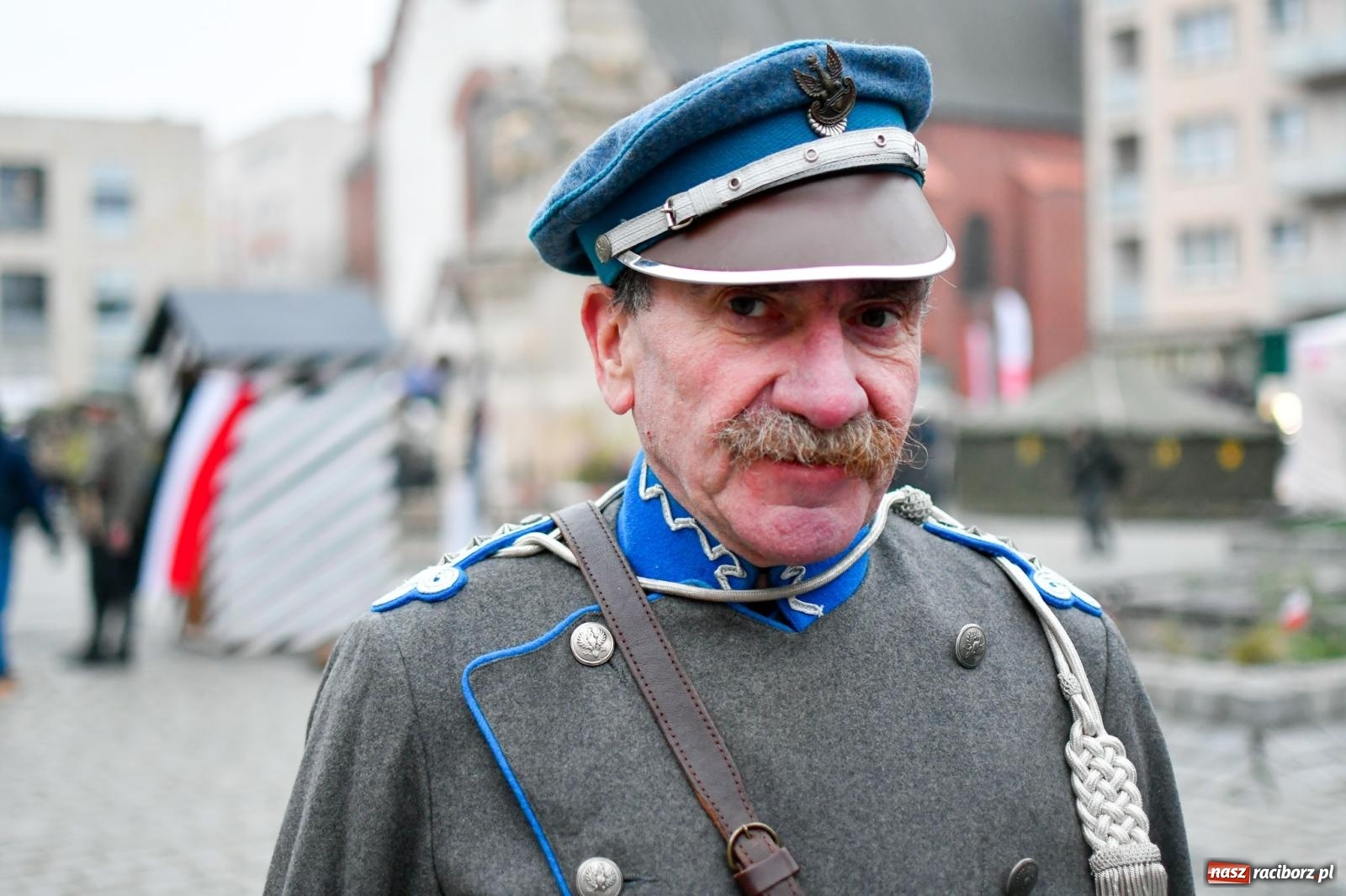 Zdjęcie w galerii na portalu naszraciborz.pl: Piknik Niepodległa na raciborskim rynku zgromadził tłumy mieszkańców wiadomości z regionu