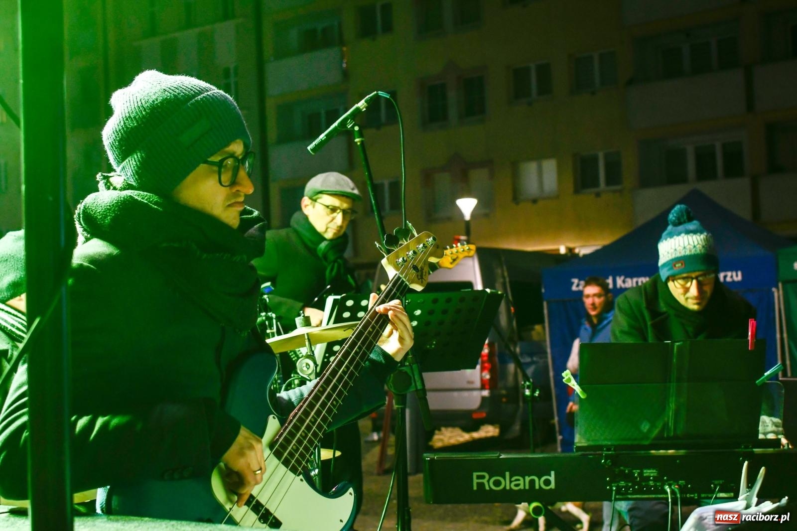 Zdjęcie w galerii na portalu naszraciborz.pl: Piknik Niepodległa na raciborskim rynku zgromadził tłumy mieszkańców wiadomości z regionu