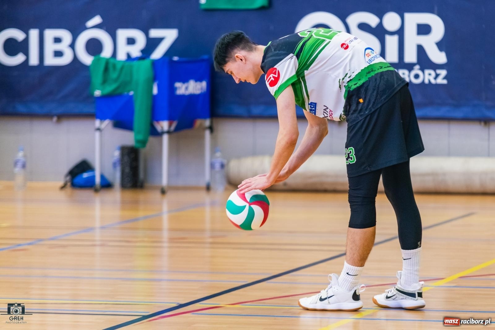 Zdjęcie w galerii na portalu naszraciborz.pl: Pewna wygrana KS Racibórz dała fotel lidera [FOTO i WIDEO] wiadomości z regionu