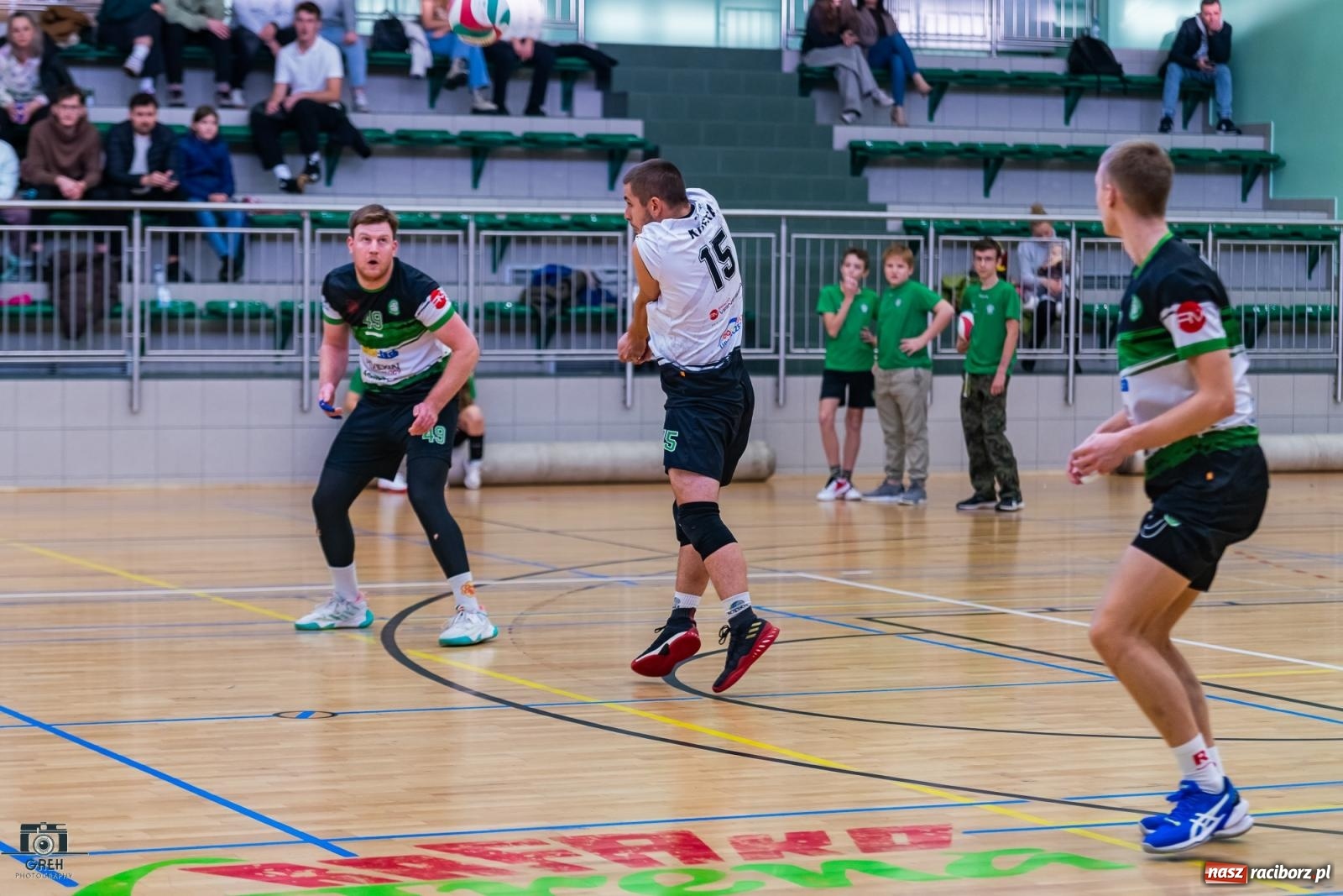 Zdjęcie w galerii na portalu naszraciborz.pl: Pewna wygrana KS Racibórz dała fotel lidera [FOTO i WIDEO] wiadomości z regionu