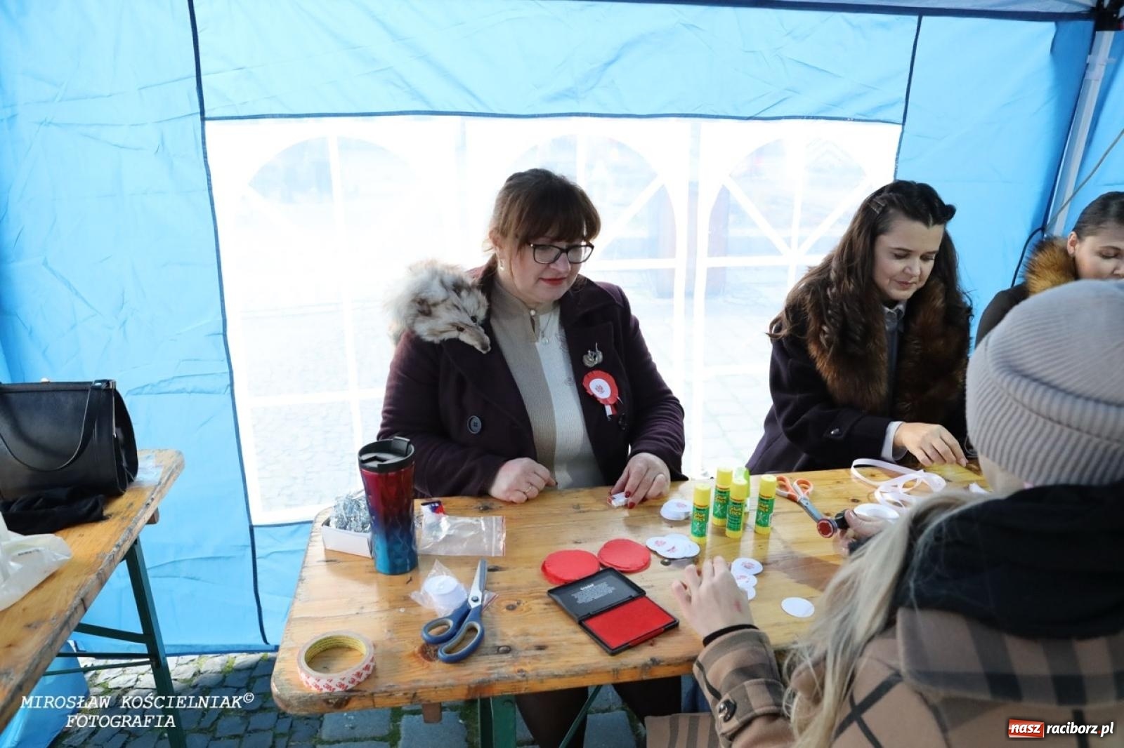 Zdjęcie w galerii na portalu naszraciborz.pl: Historyczne widowisko na raciborskim rynku – Polacy przejmują pruski posterunek [FOTO i WIDEO] wiadomości z regionu