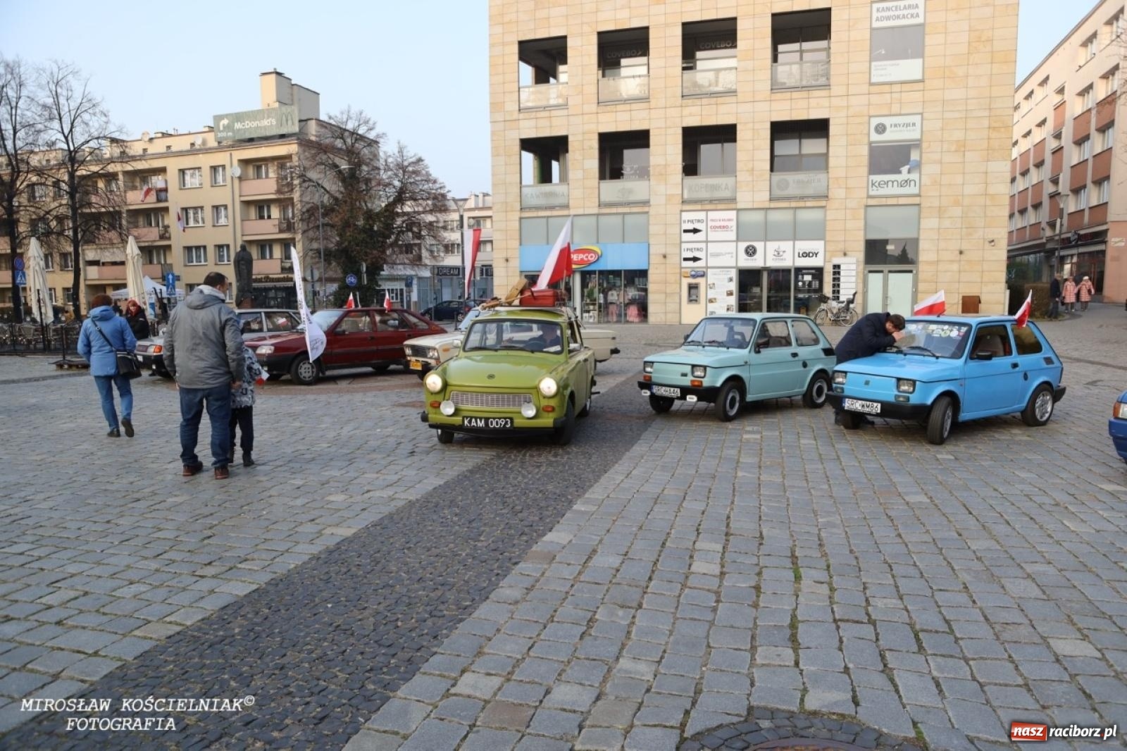 Zdjęcie w galerii na portalu naszraciborz.pl: Historyczne widowisko na raciborskim rynku – Polacy przejmują pruski posterunek [FOTO i WIDEO] wiadomości z regionu