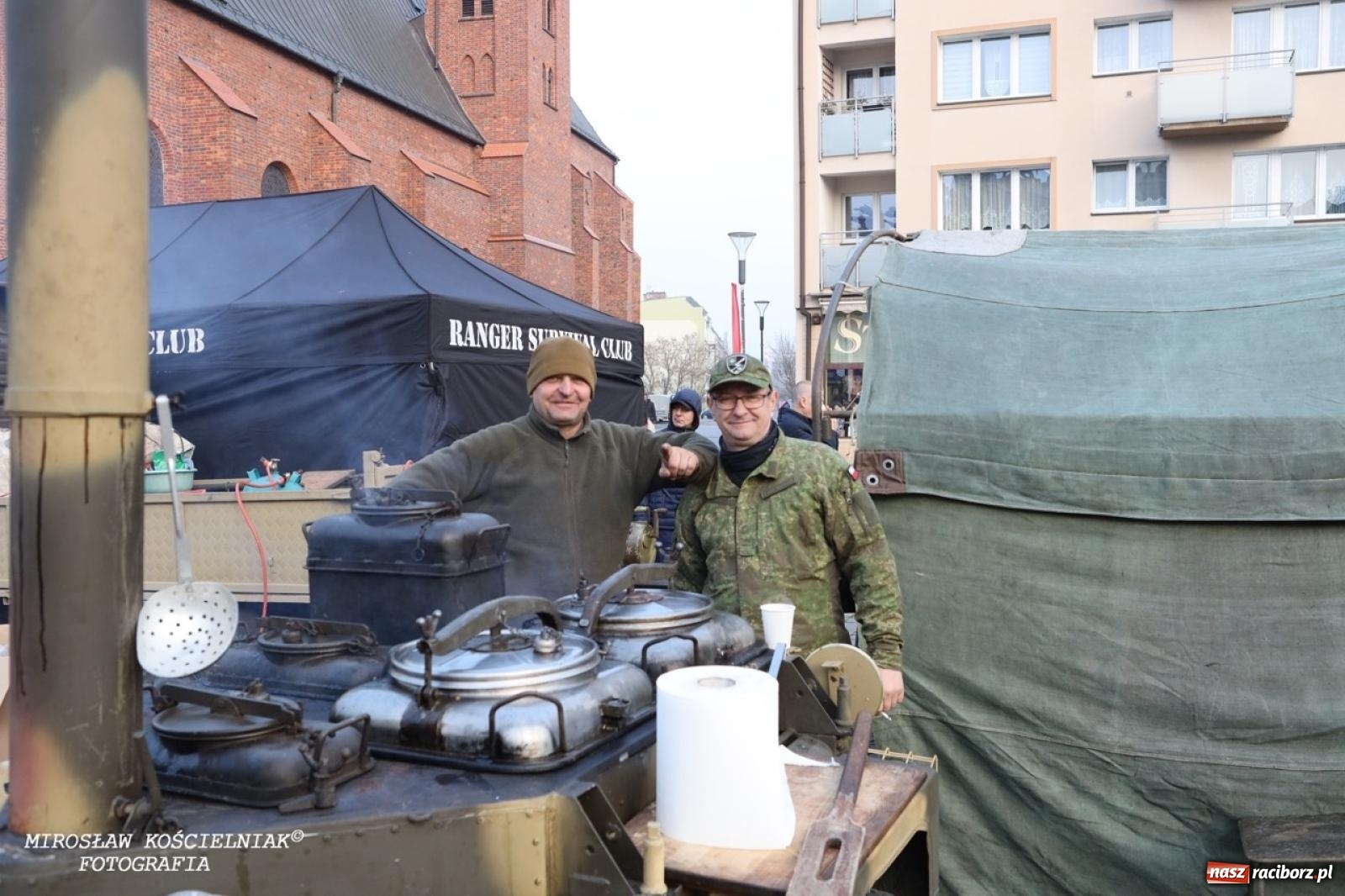 Zdjęcie w galerii na portalu naszraciborz.pl: Historyczne widowisko na raciborskim rynku – Polacy przejmują pruski posterunek [FOTO i WIDEO] wiadomości z regionu