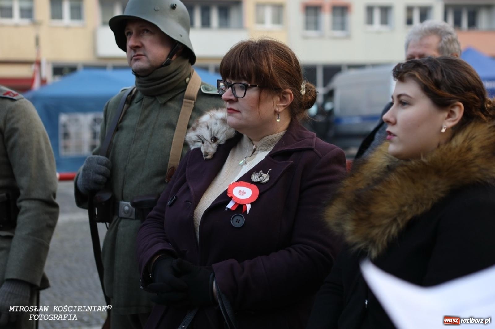 Zdjęcie w galerii na portalu naszraciborz.pl: Historyczne widowisko na raciborskim rynku – Polacy przejmują pruski posterunek [FOTO i WIDEO] wiadomości z regionu