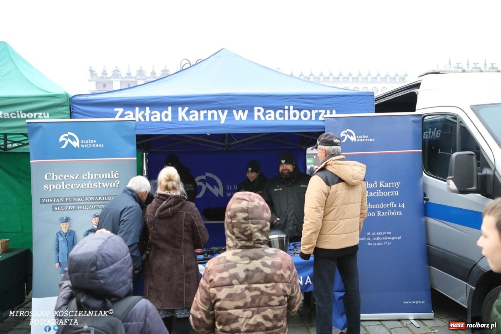 Zdjęcie w galerii na portalu naszraciborz.pl: Historyczne widowisko na raciborskim rynku – Polacy przejmują pruski posterunek [FOTO i WIDEO] wiadomości z regionu