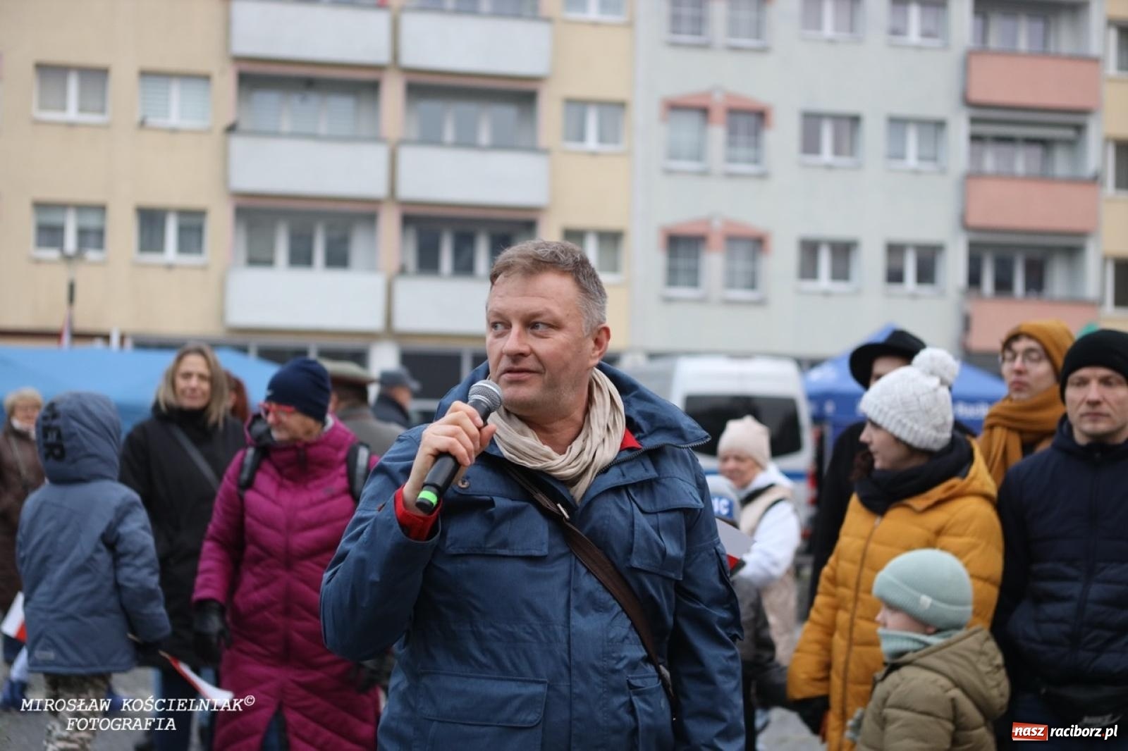 Zdjęcie w galerii na portalu naszraciborz.pl: Historyczne widowisko na raciborskim rynku – Polacy przejmują pruski posterunek [FOTO i WIDEO] wiadomości z regionu
