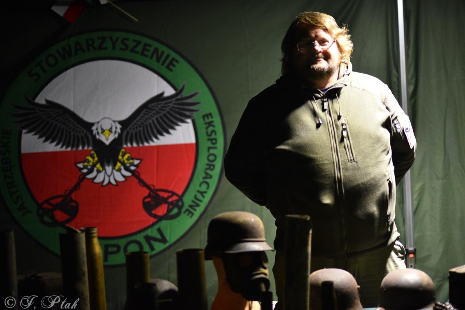 Zdjęcie w galerii na portalu naszraciborz.pl: Patriotyczne rytmy na Rynku – piknik Niepodległa w Raciborzu wiadomości z regionu