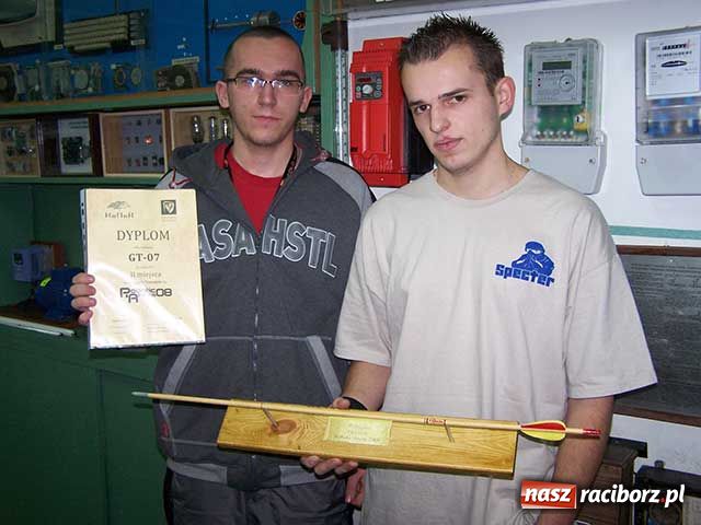 Zdjęcie w galerii na portalu naszraciborz.pl: Sukces uczniów Mechanika wiadomości z regionu