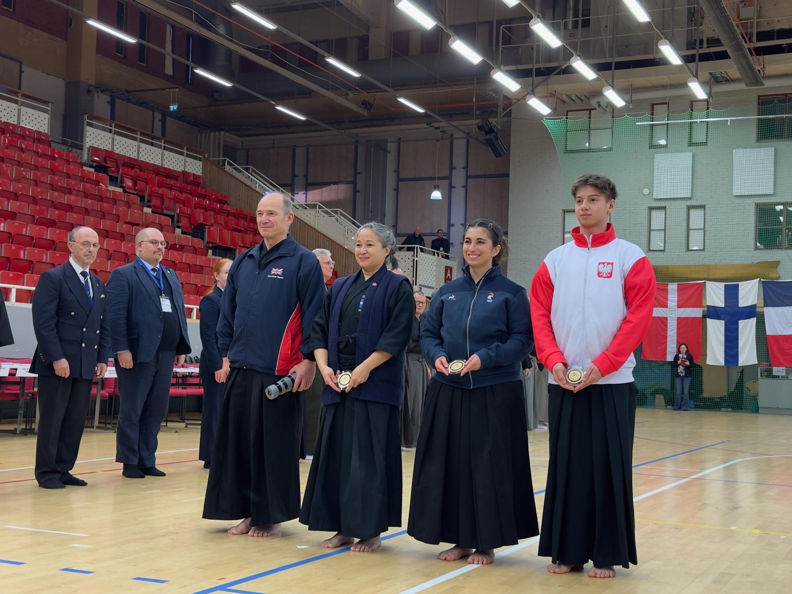 Zdjęcie w galerii na portalu naszraciborz.pl: Sukces raciborzan na XXXI Mistrzostwach Europy Iaido – prestiżowe nagrody dla Anny i Tomasza Majchrzaków! wiadomości z regionu