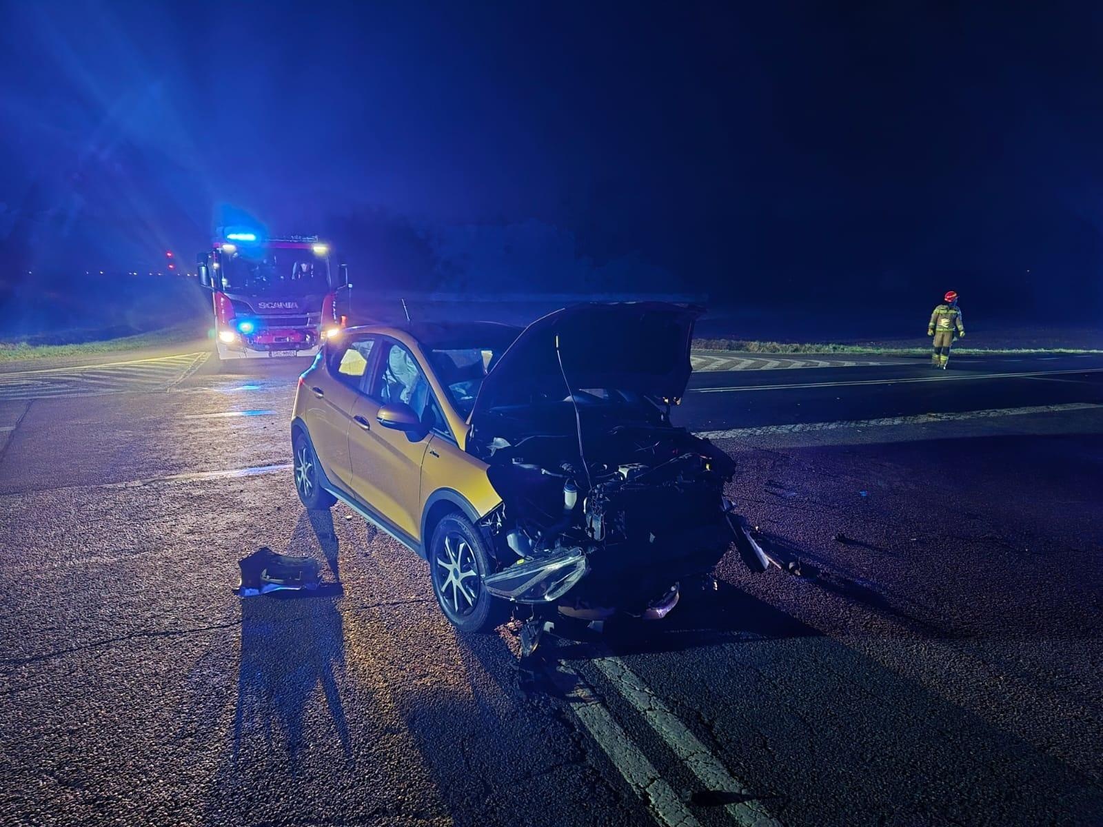 Zdjęcie w galerii na portalu naszraciborz.pl: Kolizja na Wydalu. Winny kierowca forda [FOTO] wiadomości z regionu