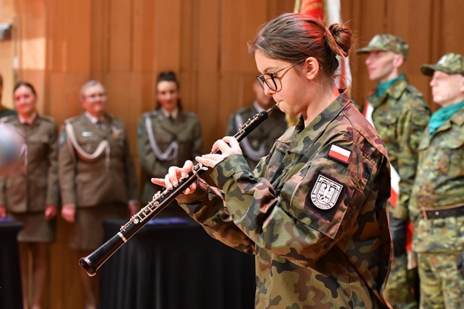 Zdjęcie w galerii na portalu naszraciborz.pl: Uroczystość z okazji Narodowego Święta Niepodległości w Śląskim Oddziale Straży Granicznej wiadomości z regionu