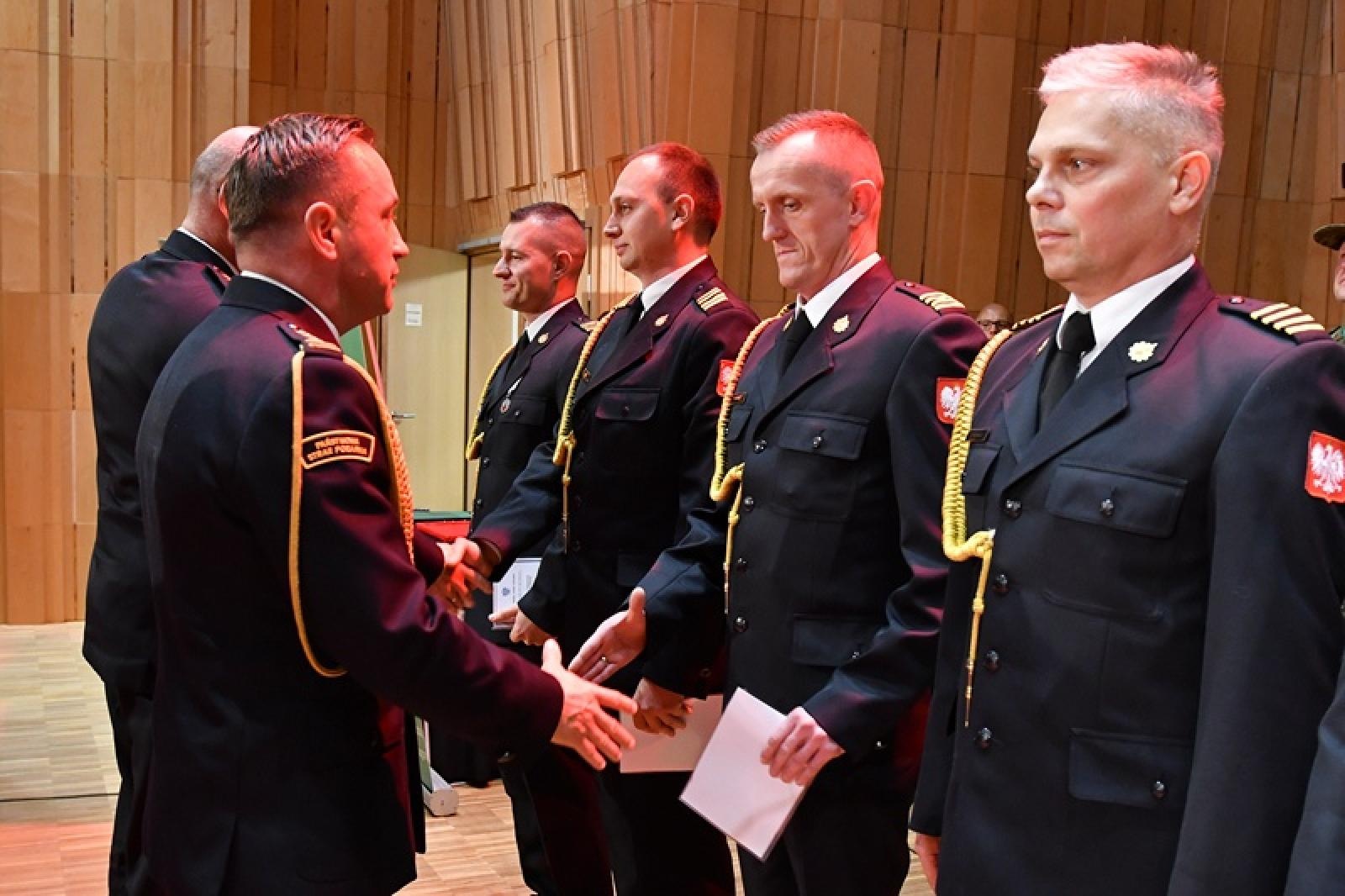 Zdjęcie w galerii na portalu naszraciborz.pl: Uroczystość z okazji Narodowego Święta Niepodległości w Śląskim Oddziale Straży Granicznej wiadomości z regionu