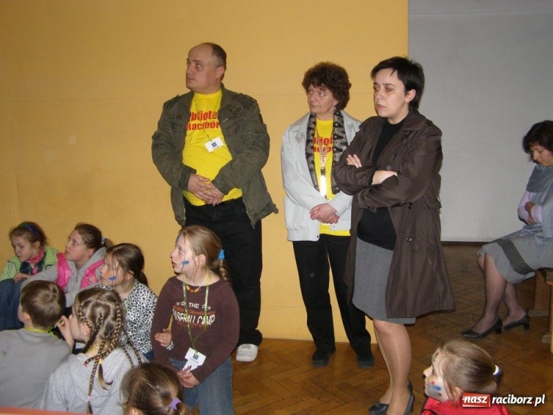 Zdjęcie w galerii na portalu naszraciborz.pl: Odwiedzili mumię nocą...  wiadomości z regionu