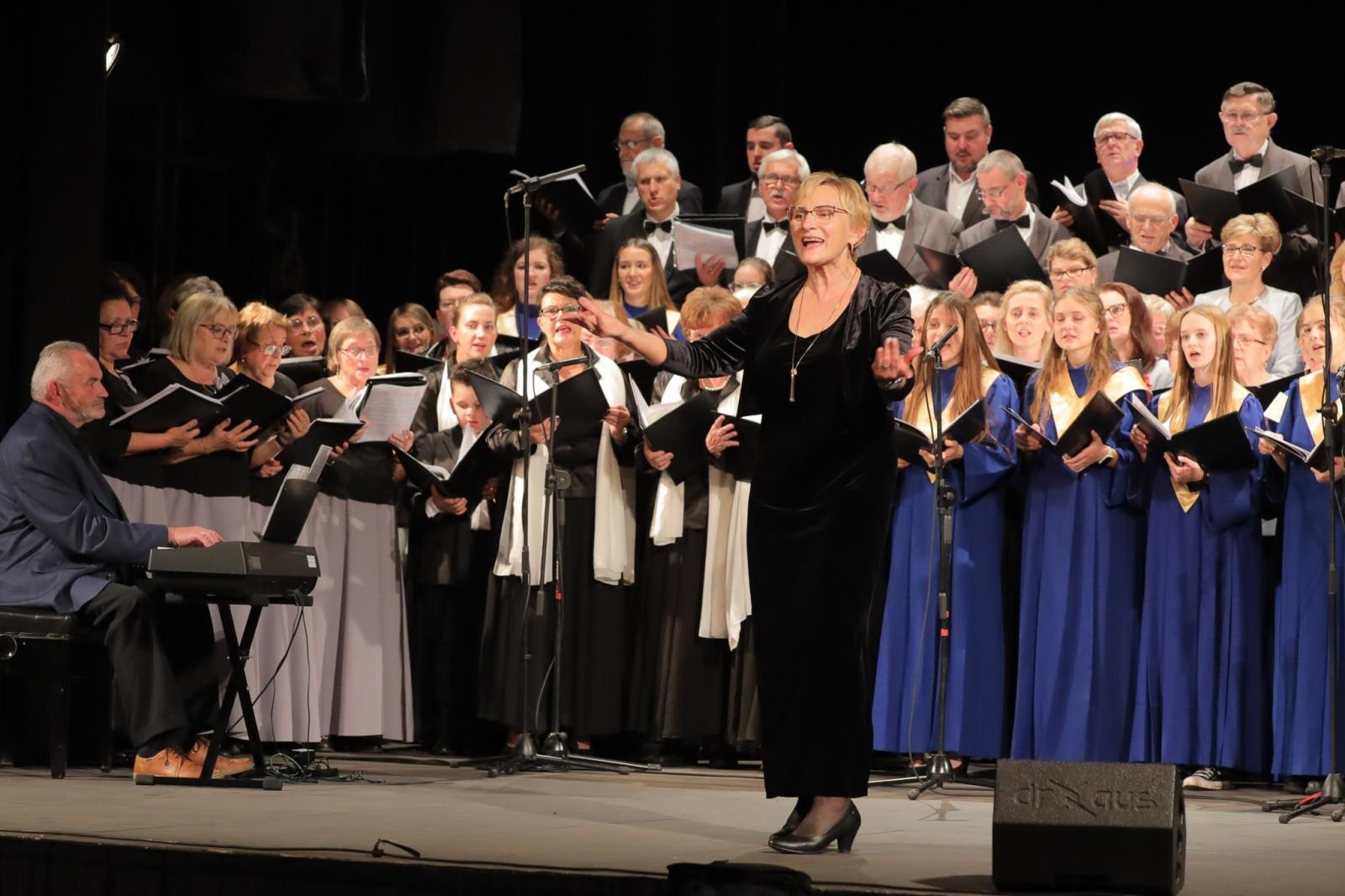 Zdjęcie w galerii na portalu naszraciborz.pl: Co nam w duszy gra. Zaproszenie na koncert wiadomości z regionu