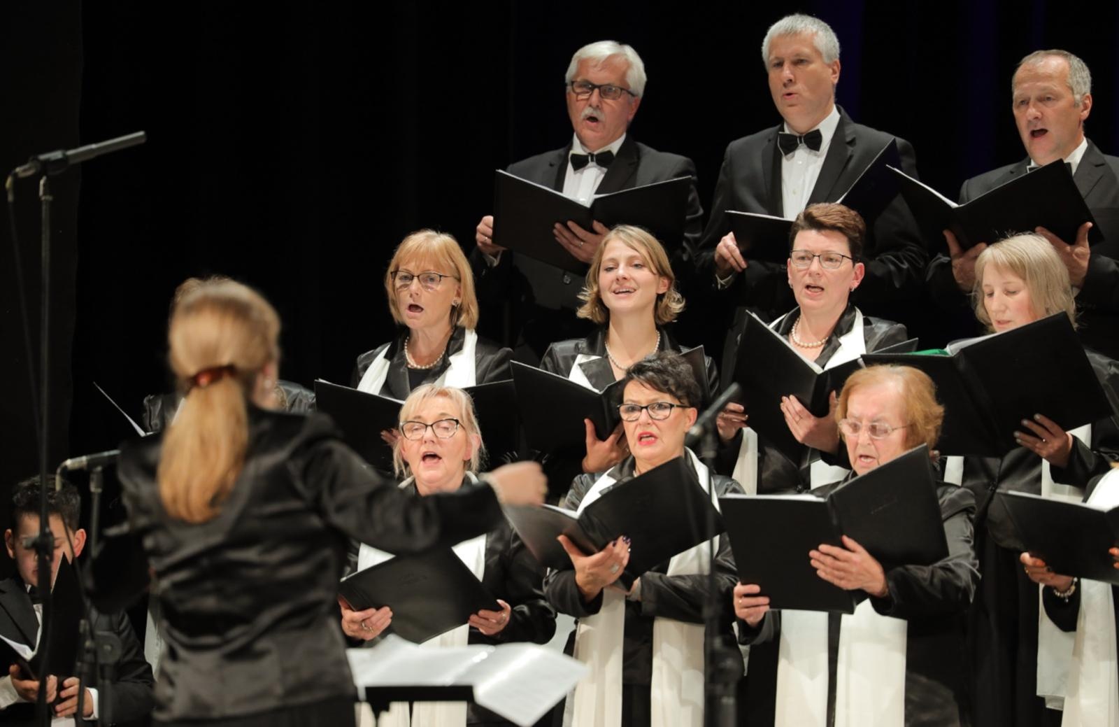 Zdjęcie w galerii na portalu naszraciborz.pl: Co nam w duszy gra. Zaproszenie na koncert wiadomości z regionu