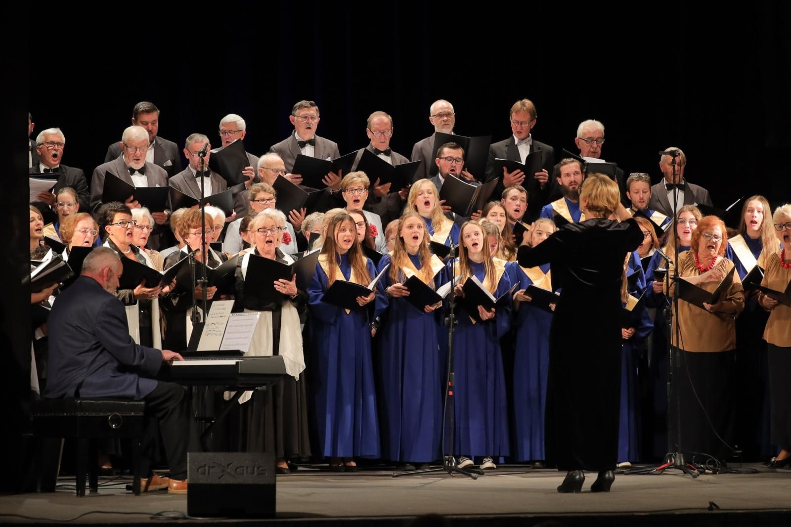 Zdjęcie w galerii na portalu naszraciborz.pl: Co nam w duszy gra. Zaproszenie na koncert wiadomości z regionu