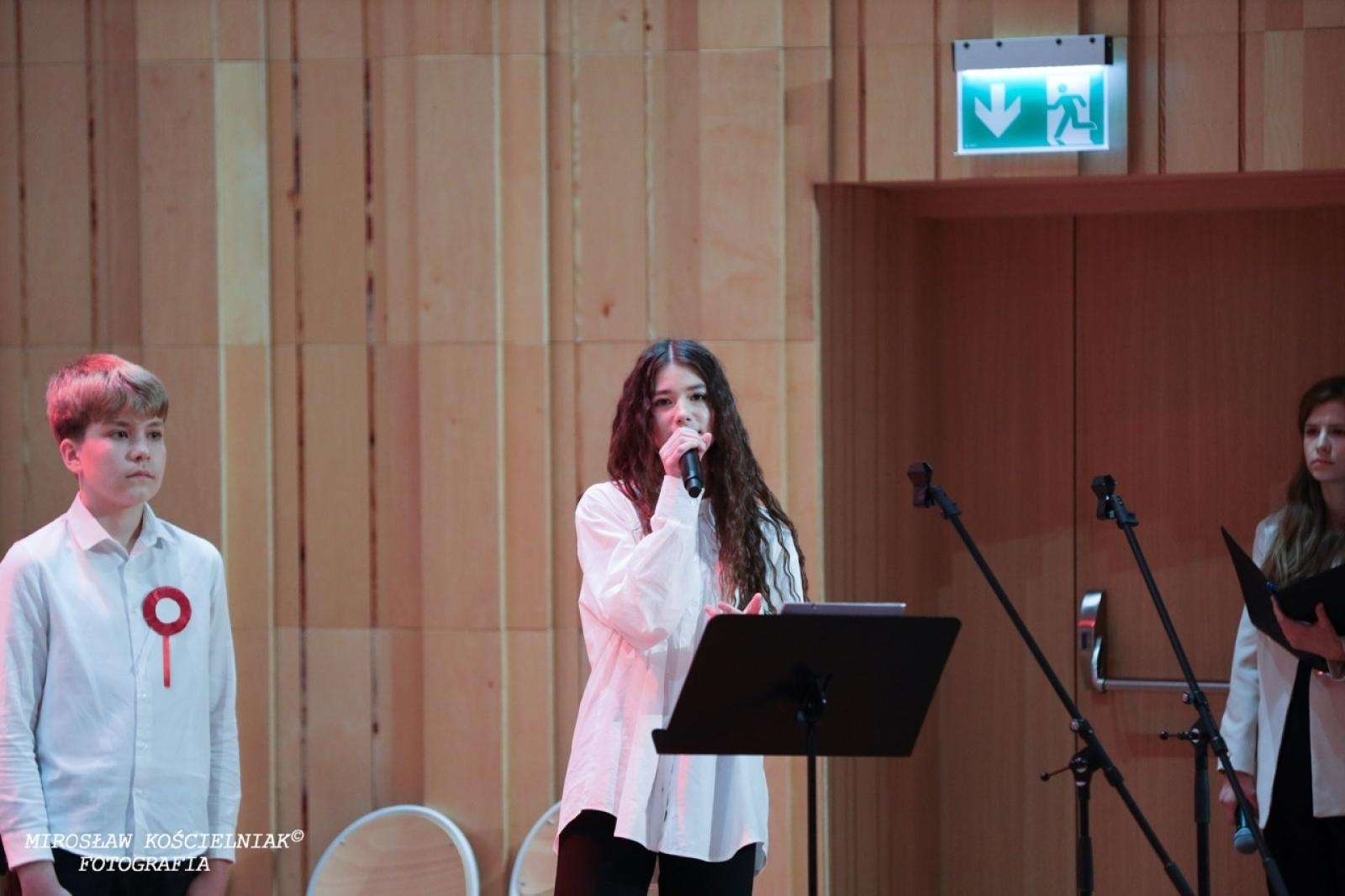 Zdjęcie w galerii na portalu naszraciborz.pl: Polska muzyka w blasku Niepodległości – koncert w raciborskiej Państwowej Szkole Muzycznej wiadomości z regionu