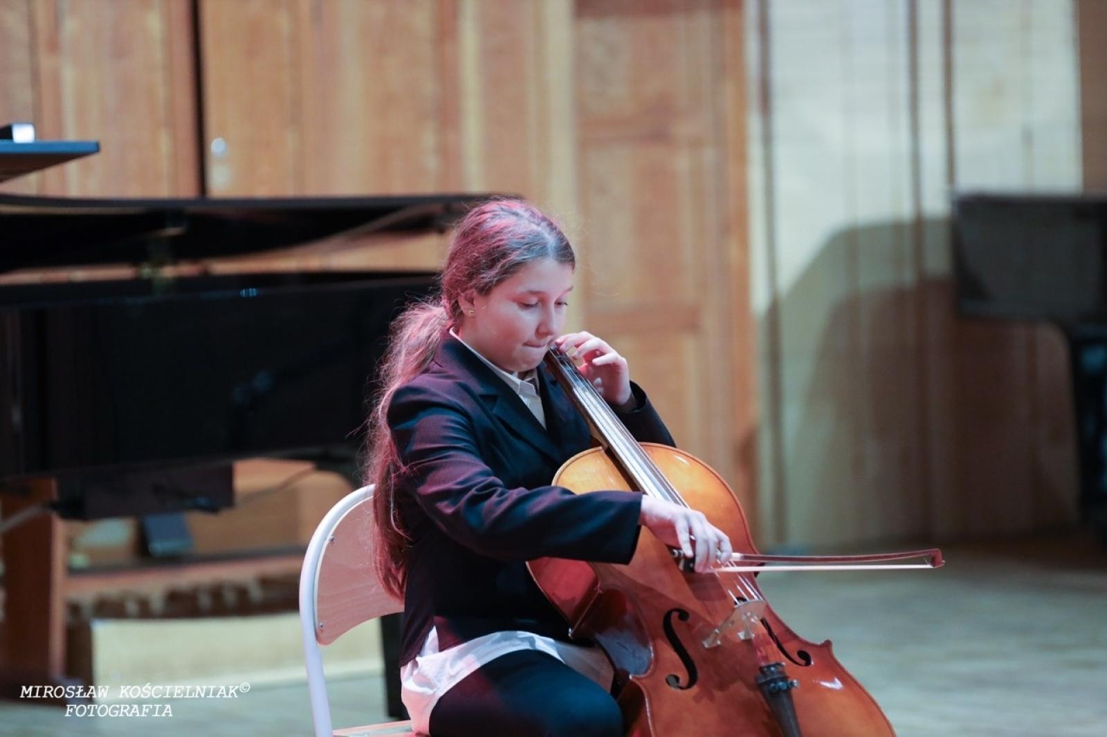 Zdjęcie w galerii na portalu naszraciborz.pl: Polska muzyka w blasku Niepodległości – koncert w raciborskiej Państwowej Szkole Muzycznej wiadomości z regionu
