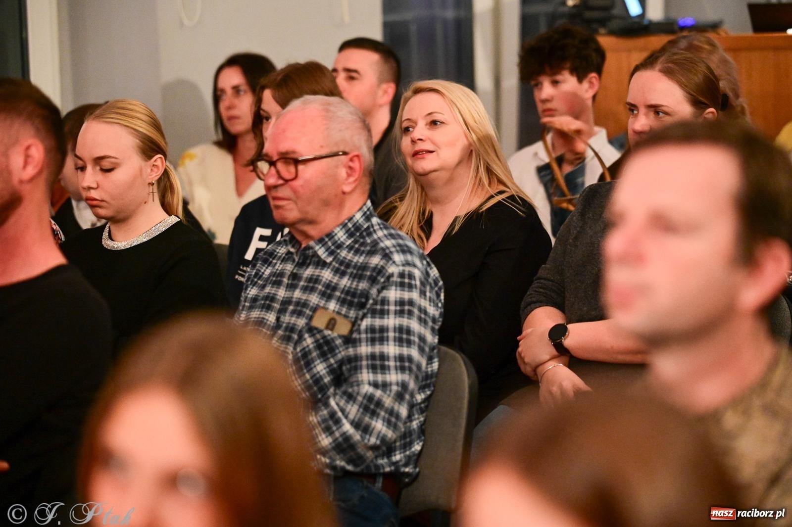 Zdjęcie w galerii na portalu naszraciborz.pl: 23. Konkurs Piosenki Niemieckiej. W MDK-u wręczono nagrody [FOTO i WIDEO] wiadomości z regionu