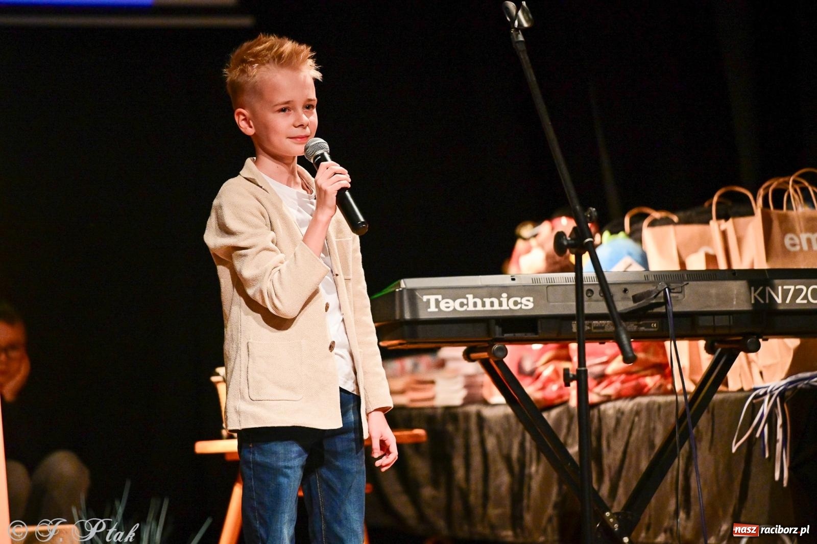 Zdjęcie w galerii na portalu naszraciborz.pl: 23. Konkurs Piosenki Niemieckiej. W MDK-u wręczono nagrody [FOTO i WIDEO] wiadomości z regionu