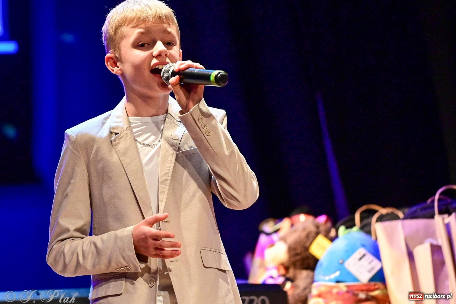 Zdjęcie w galerii na portalu naszraciborz.pl: 23. Konkurs Piosenki Niemieckiej. W MDK-u wręczono nagrody [FOTO i WIDEO] wiadomości z regionu